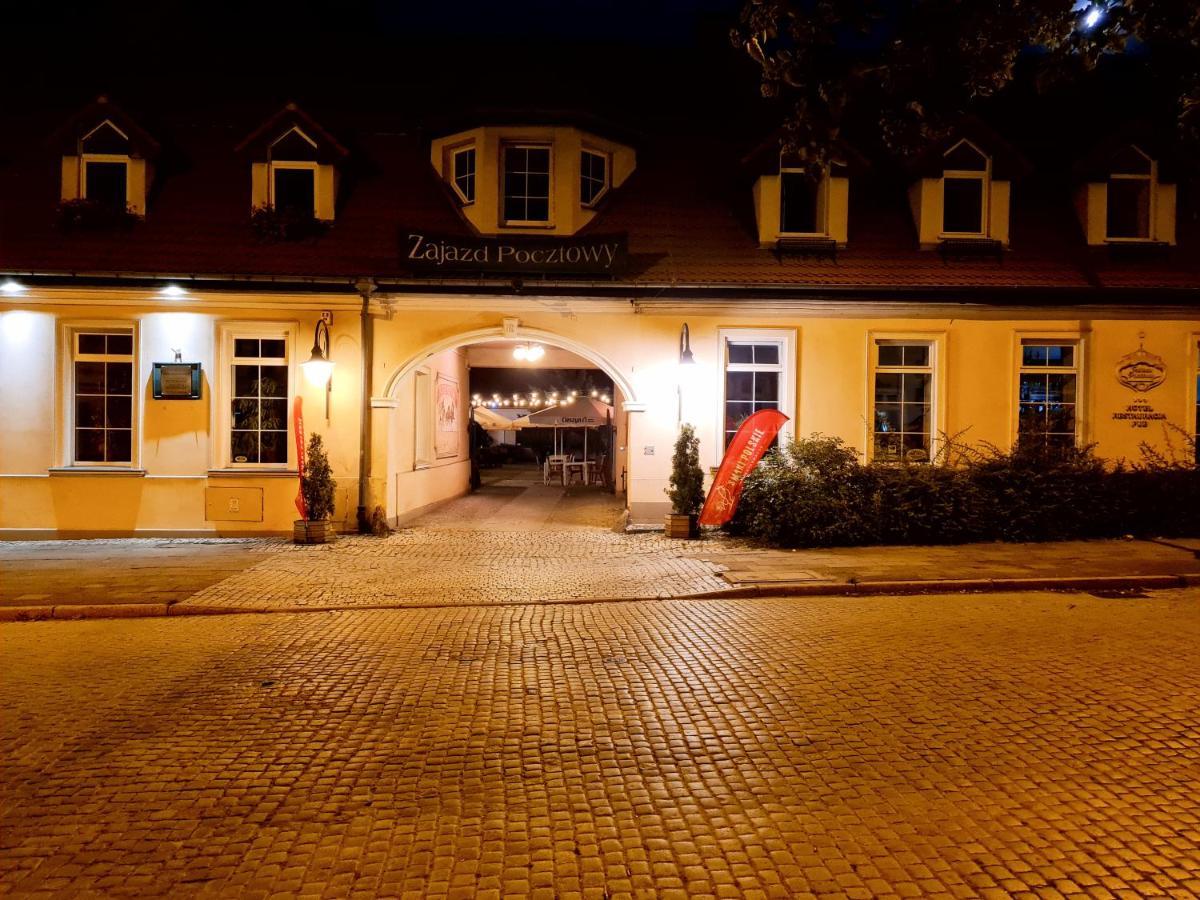 Hotel Zajazd Kultury, Dawniej Pocztowy Grünberg Exterior foto