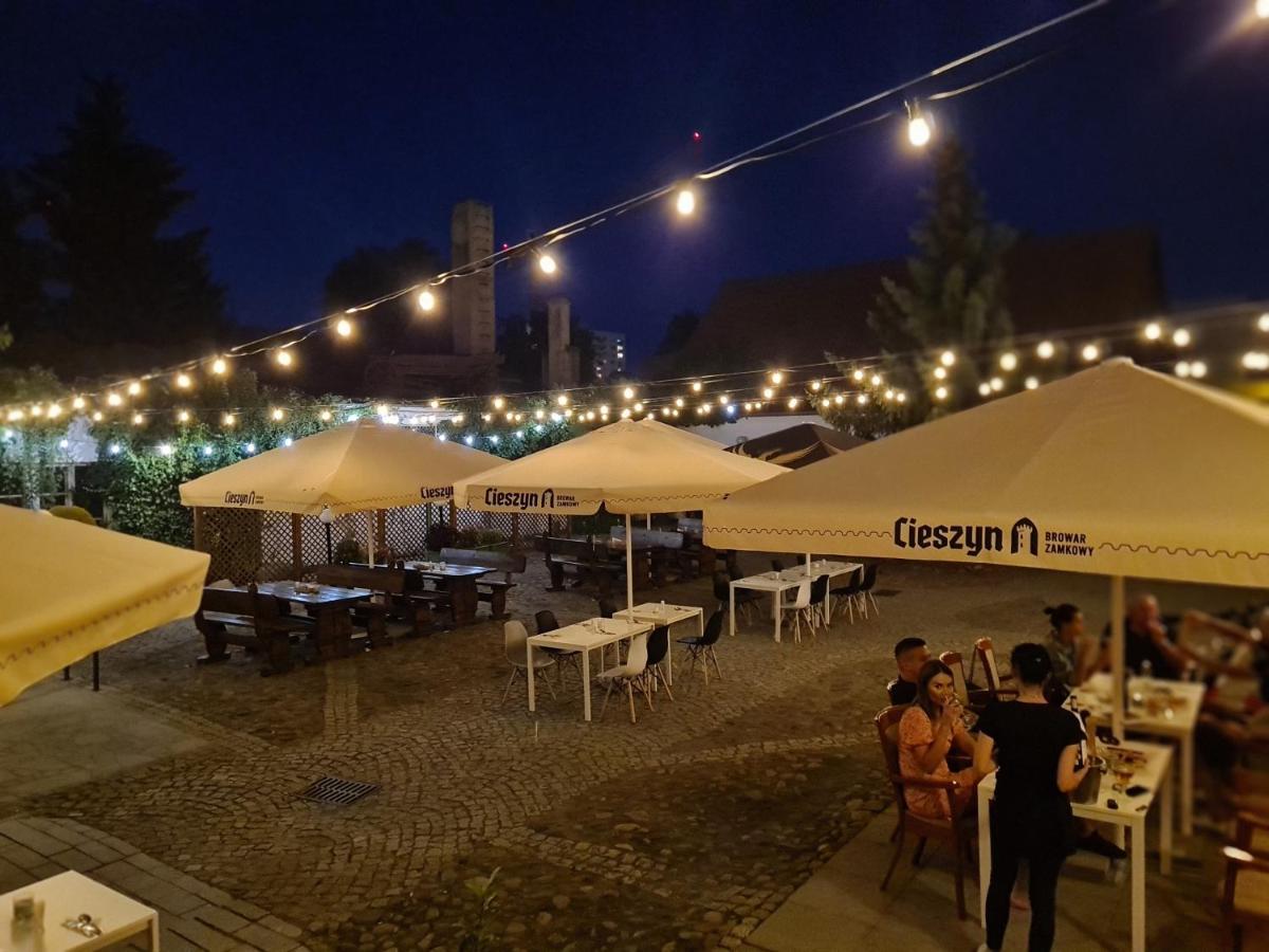 Hotel Zajazd Kultury, Dawniej Pocztowy Grünberg Exterior foto